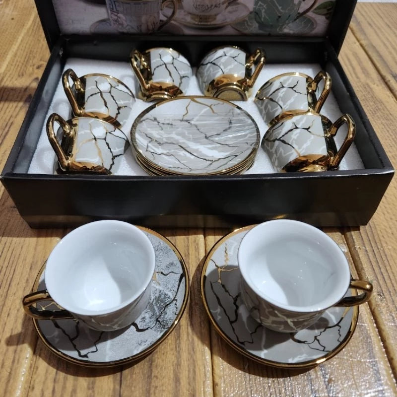Xícaras em Porcelana | Elegância para Cada Momento— Home Royal